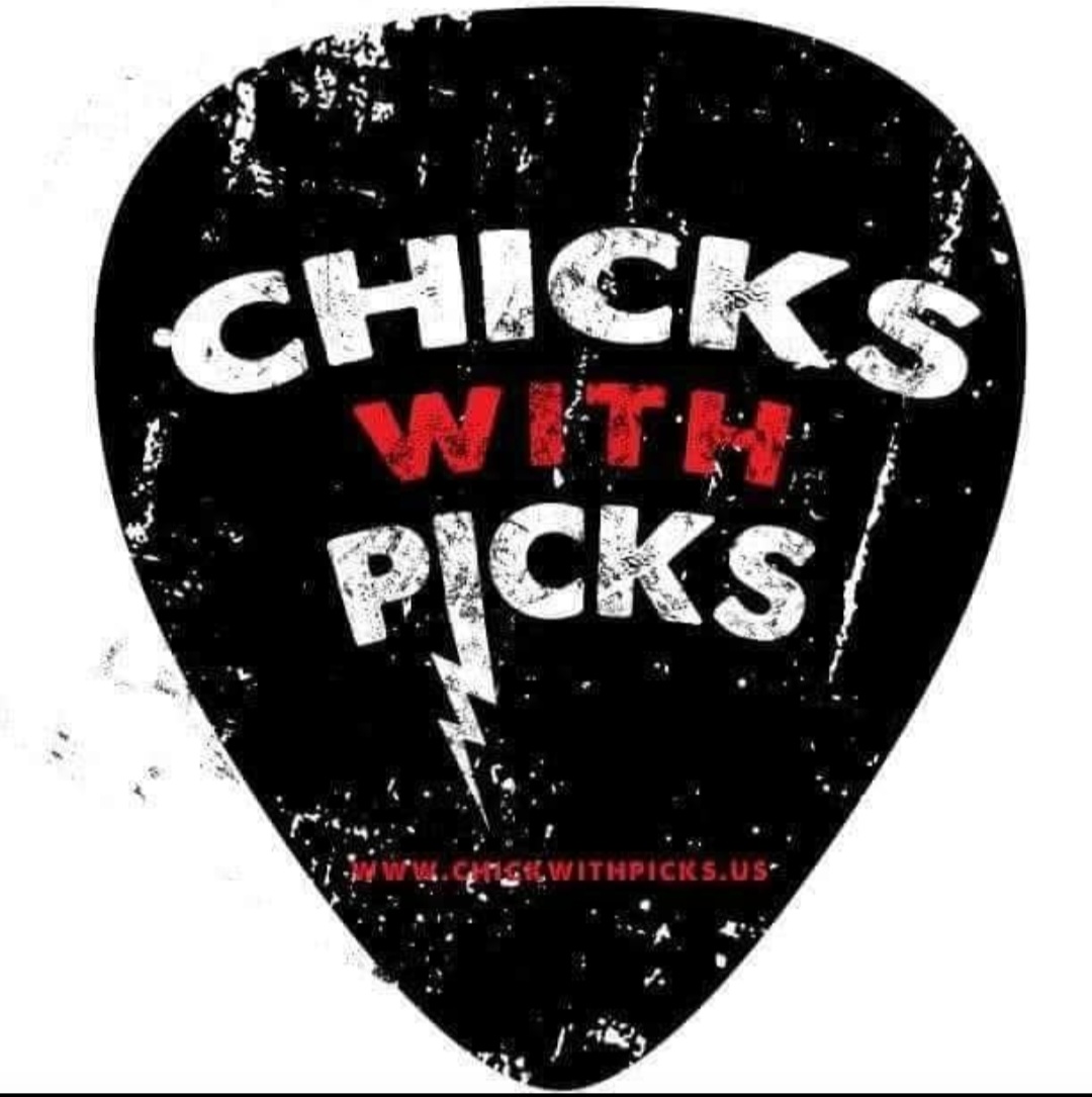 Chicks with Picks